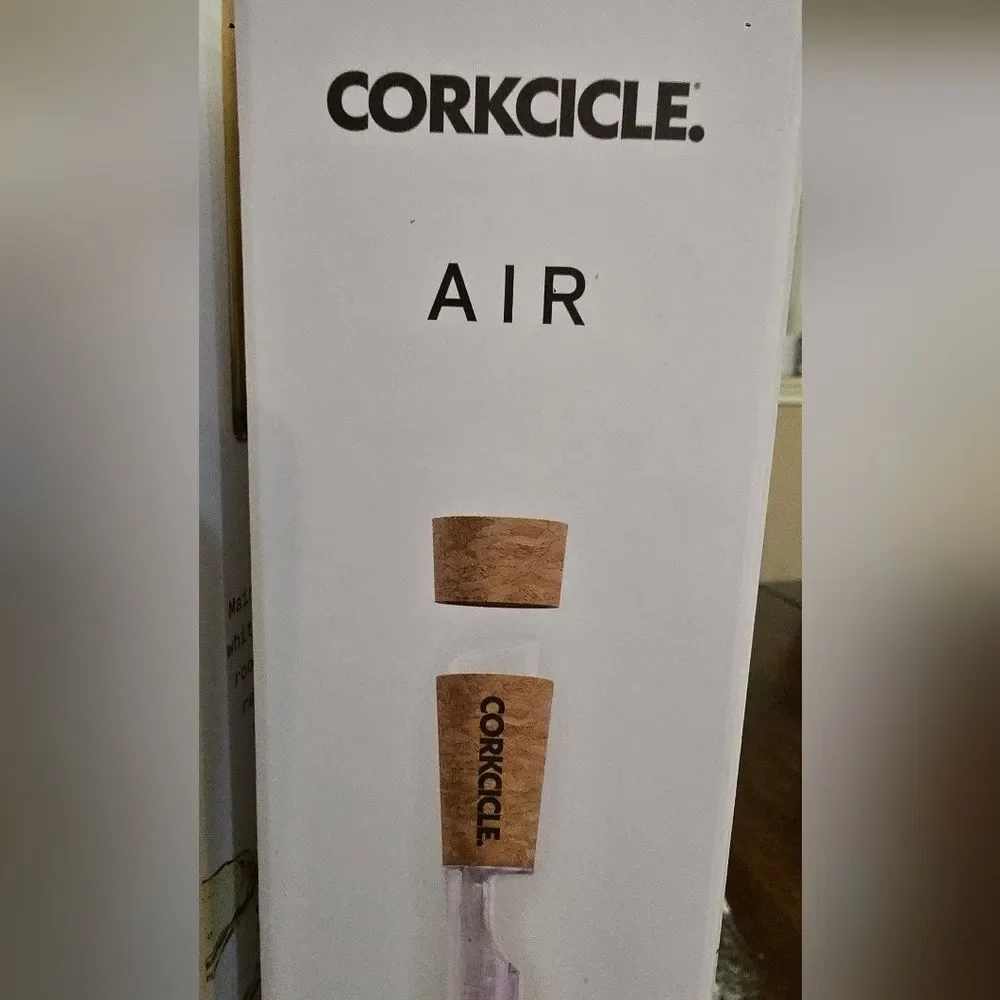 2 Brand new Corkcicle Wine Chiller and Aerator